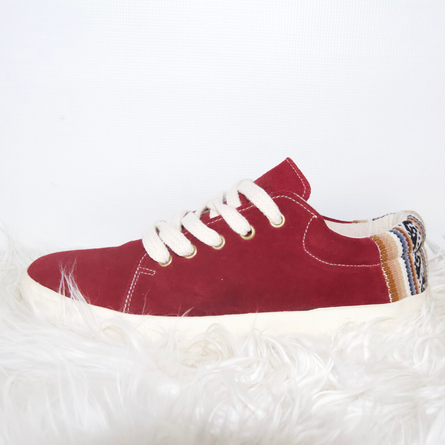 Suede Low Top Shoe Maroon